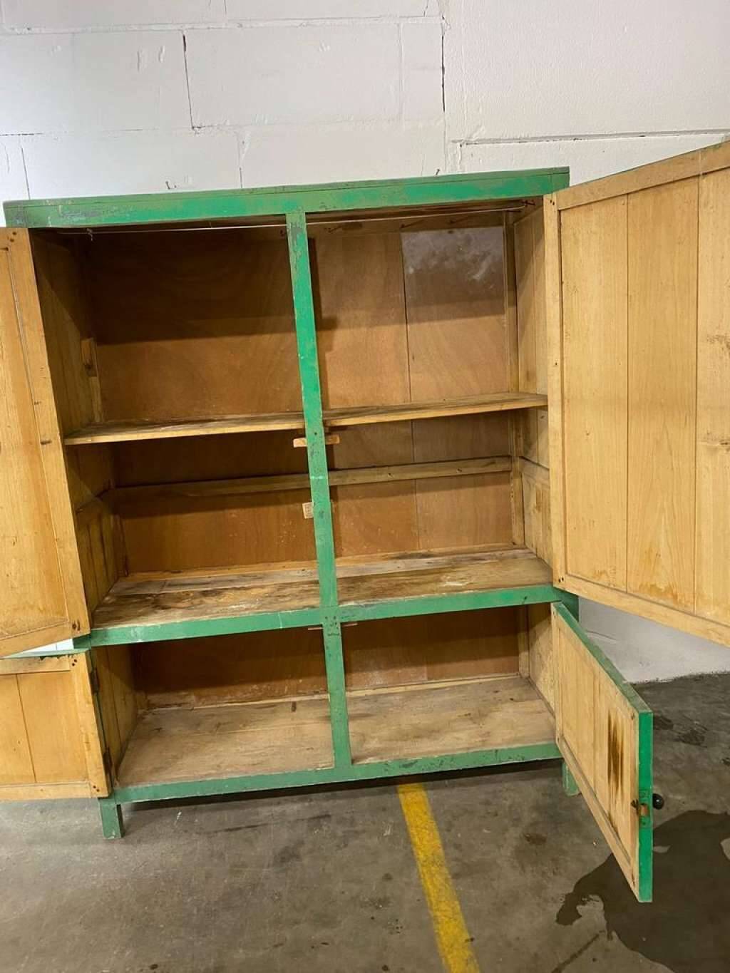 Armoire / placard / armoire brocante vintage vert menthe