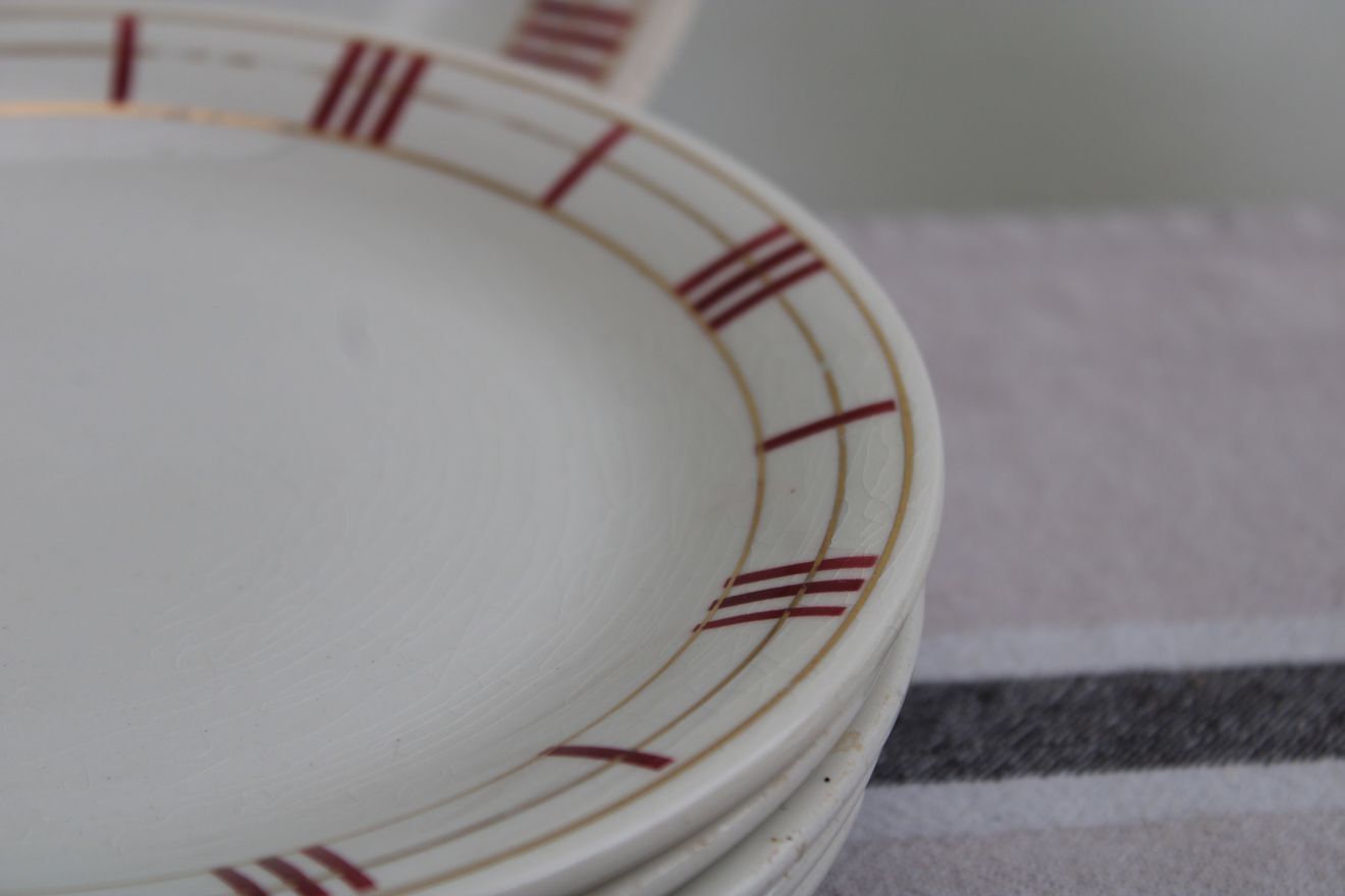 Set of 6 dessert plates