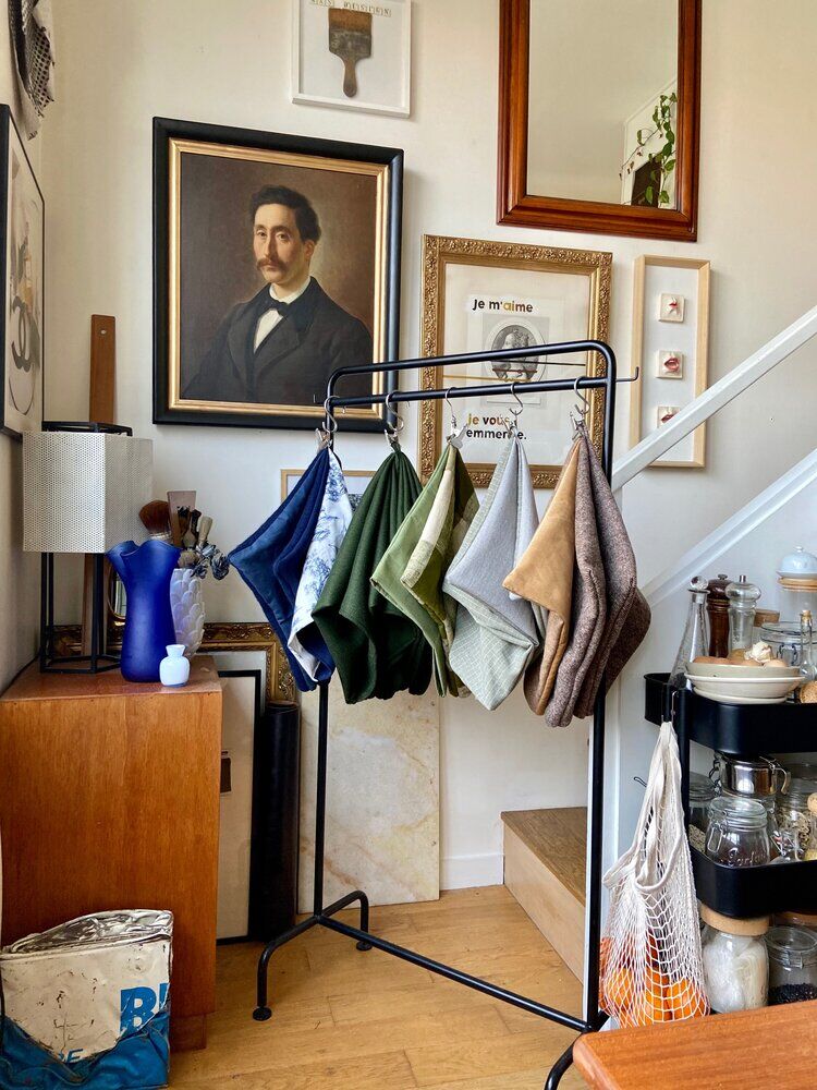 Linen cushion and boiled wool 40 cm