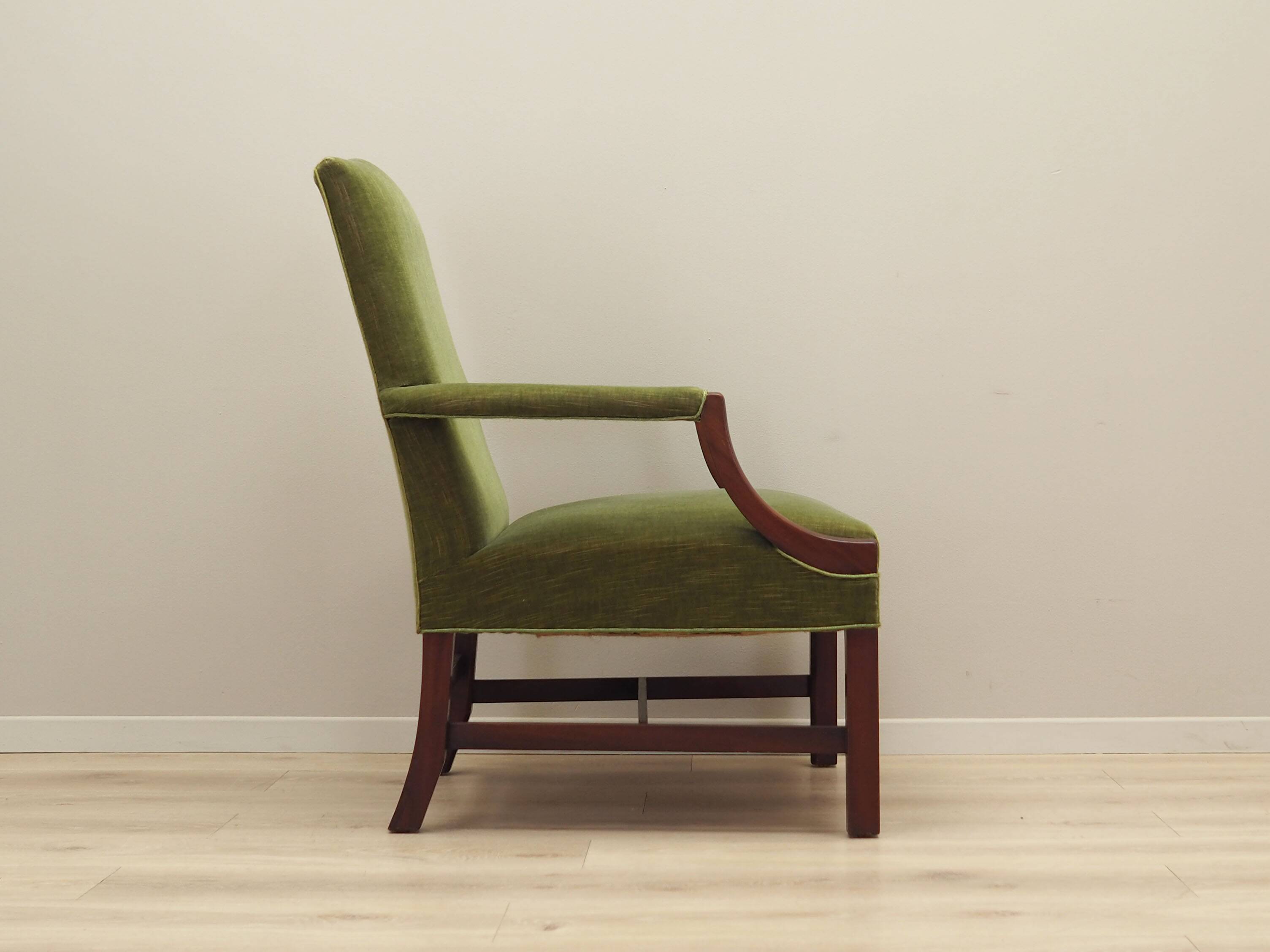 Fauteuil en acajou, design danois, années 1970, production : Danemark