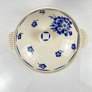 Half-porcelain soup tureen from Badonviller, blue flower pattern, early 20th century.