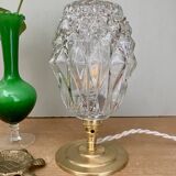 Lampe à poser globe vintage en verre moulé