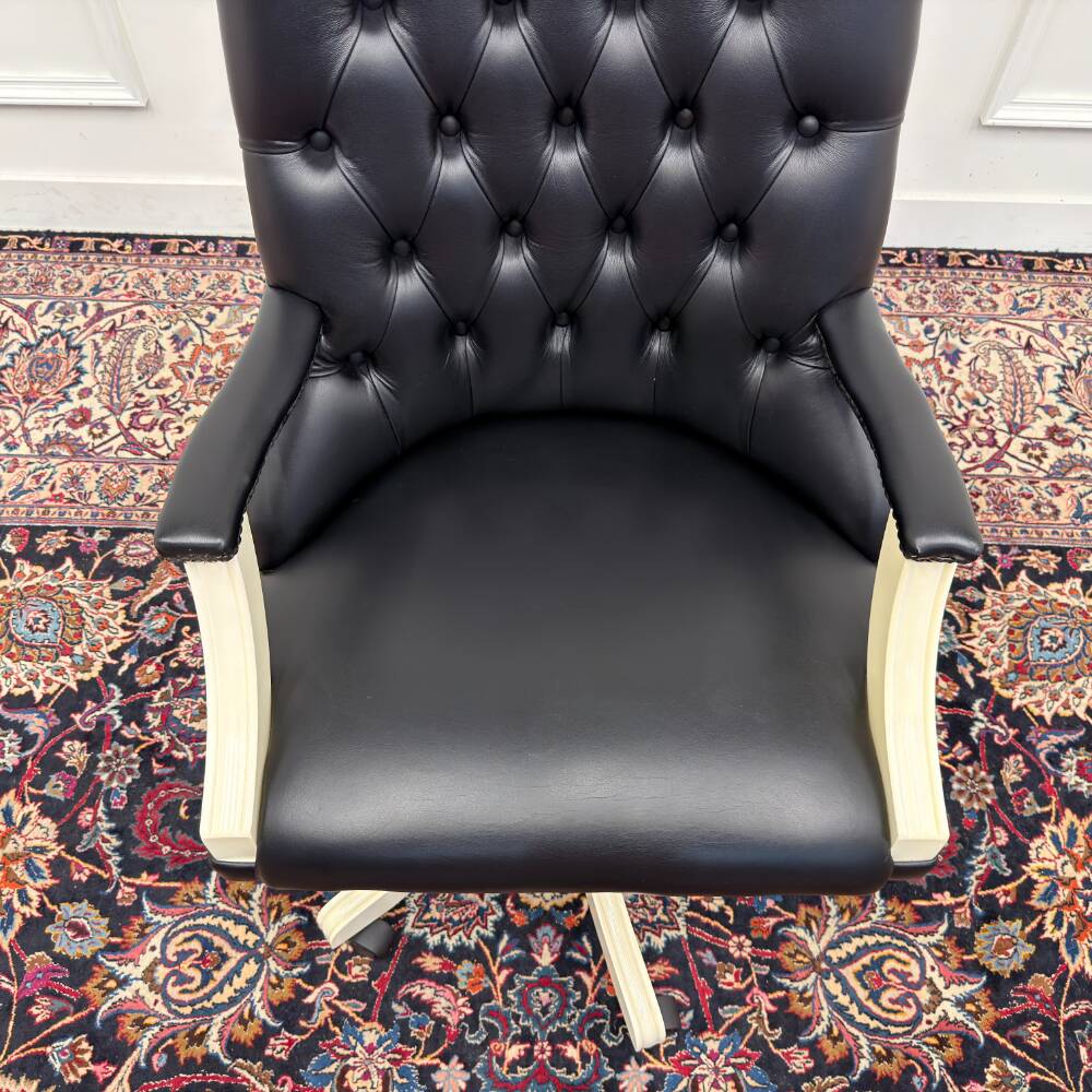 Large Classic English White Chesterfield Office Chair