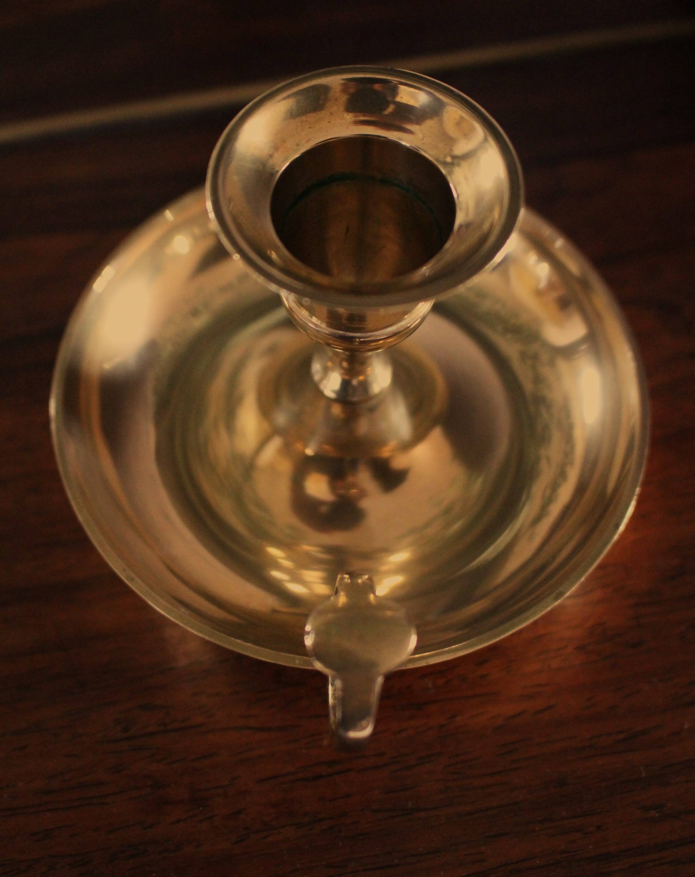 Round brass cellar rat candle holder
