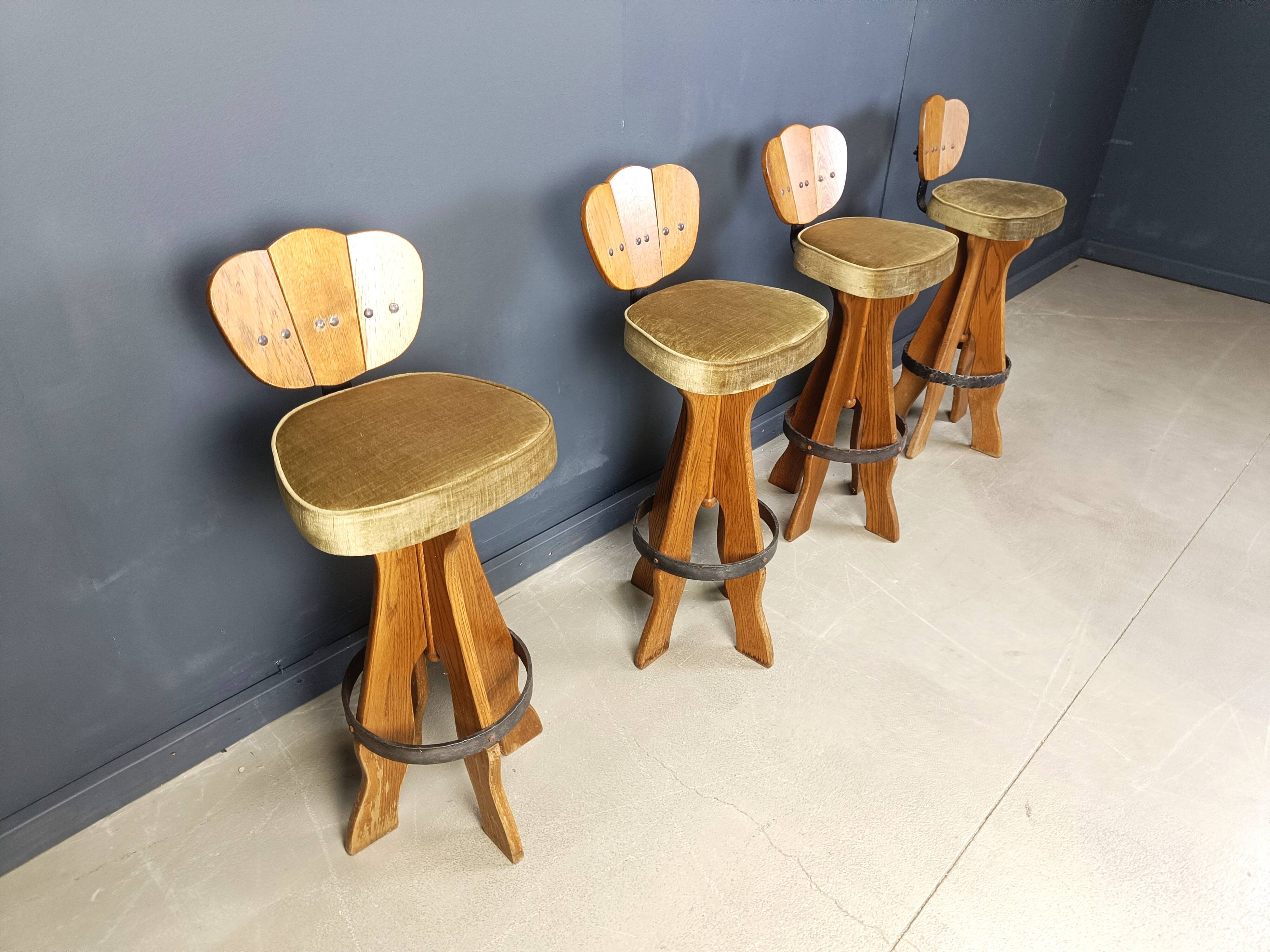 Set of 4 vintage brutalist bar stools, 1960s