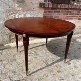 Table ronde style Louis XVI