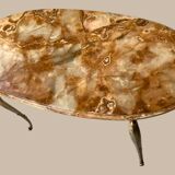 Table basse ovale en onyx et laiton 1950