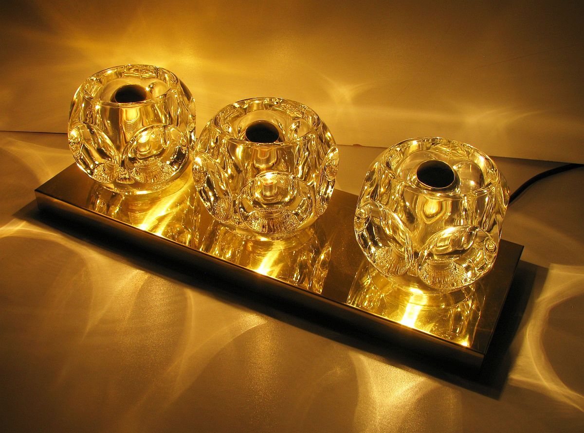 Applique en laiton et en verre de Peill et Putzler années 1970