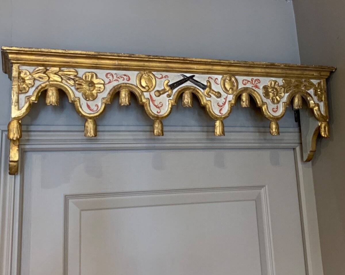18th century pediment or shelf