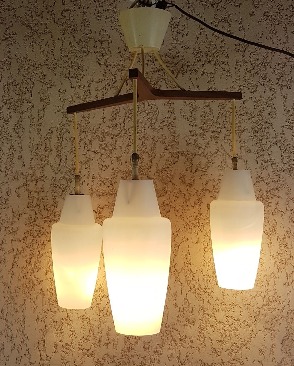 Suspension scandinave Philips