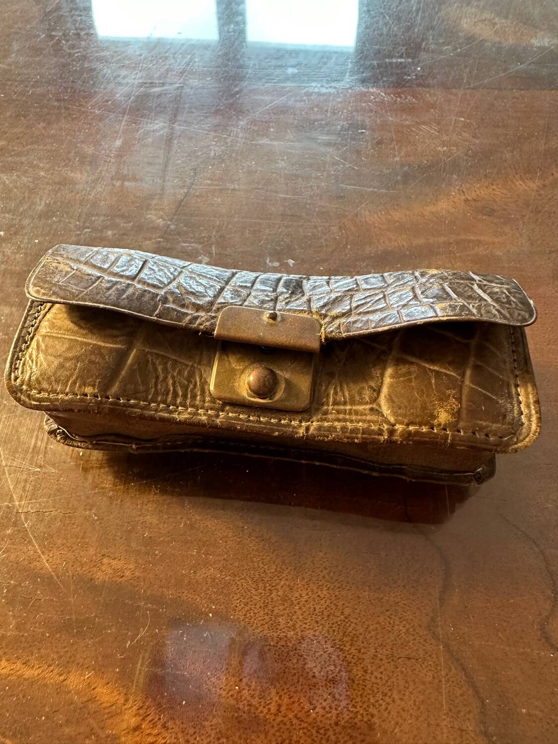 Theater binoculars early 20th century - Crocodile case