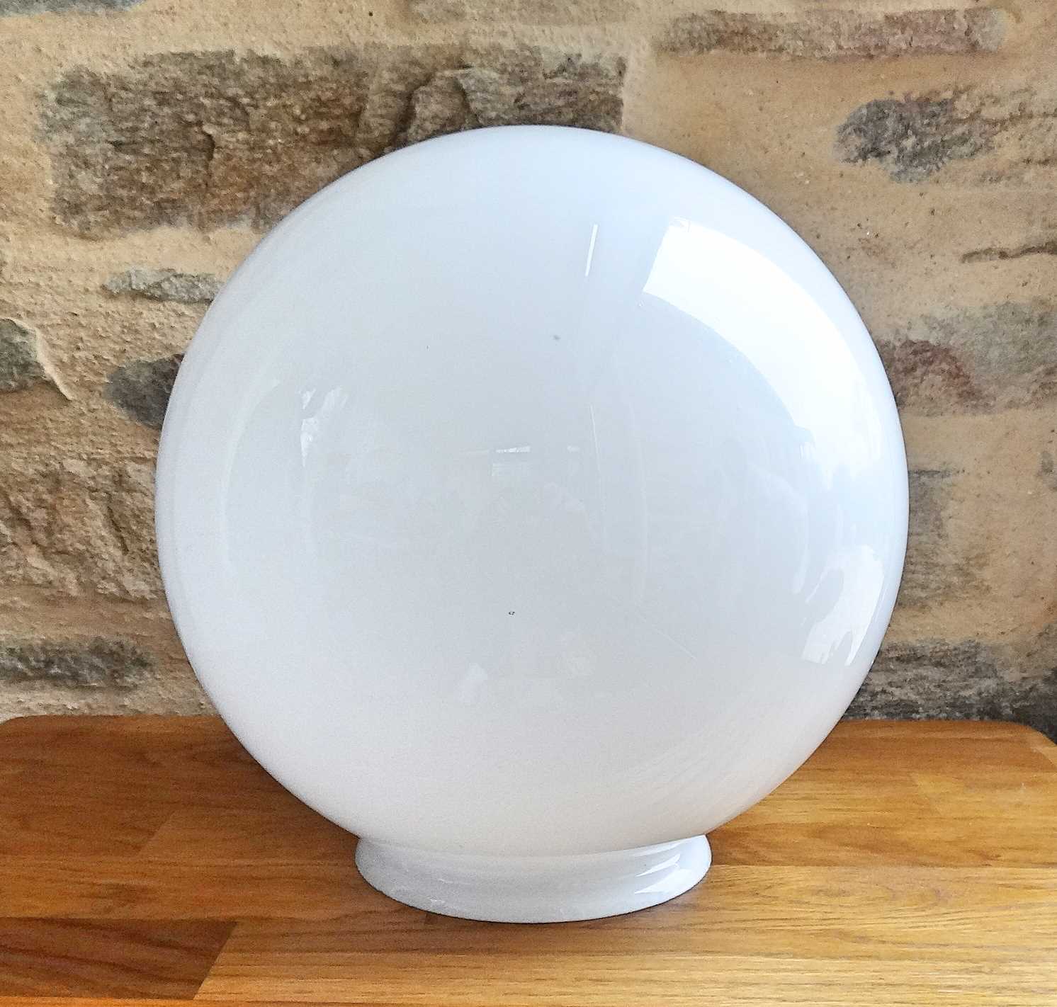 Hanging art deco globe large format - 30 cm