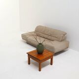 1980s two-seater sofa produced by the German manufacturer Rolf Benz