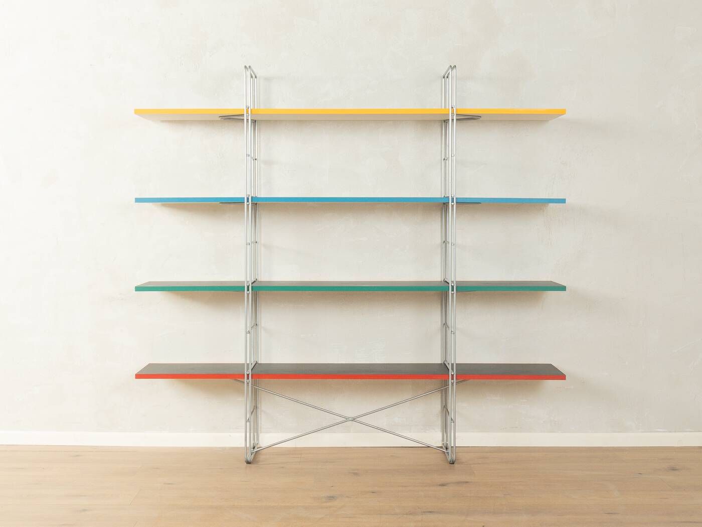 Guide shelf, niels gammelgaard