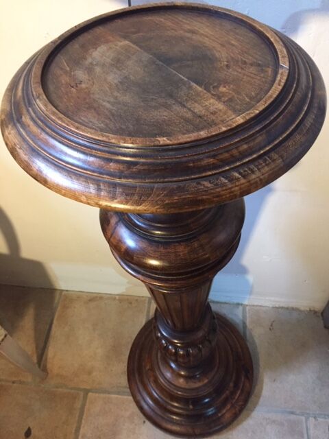 Selette column walnut 19 th