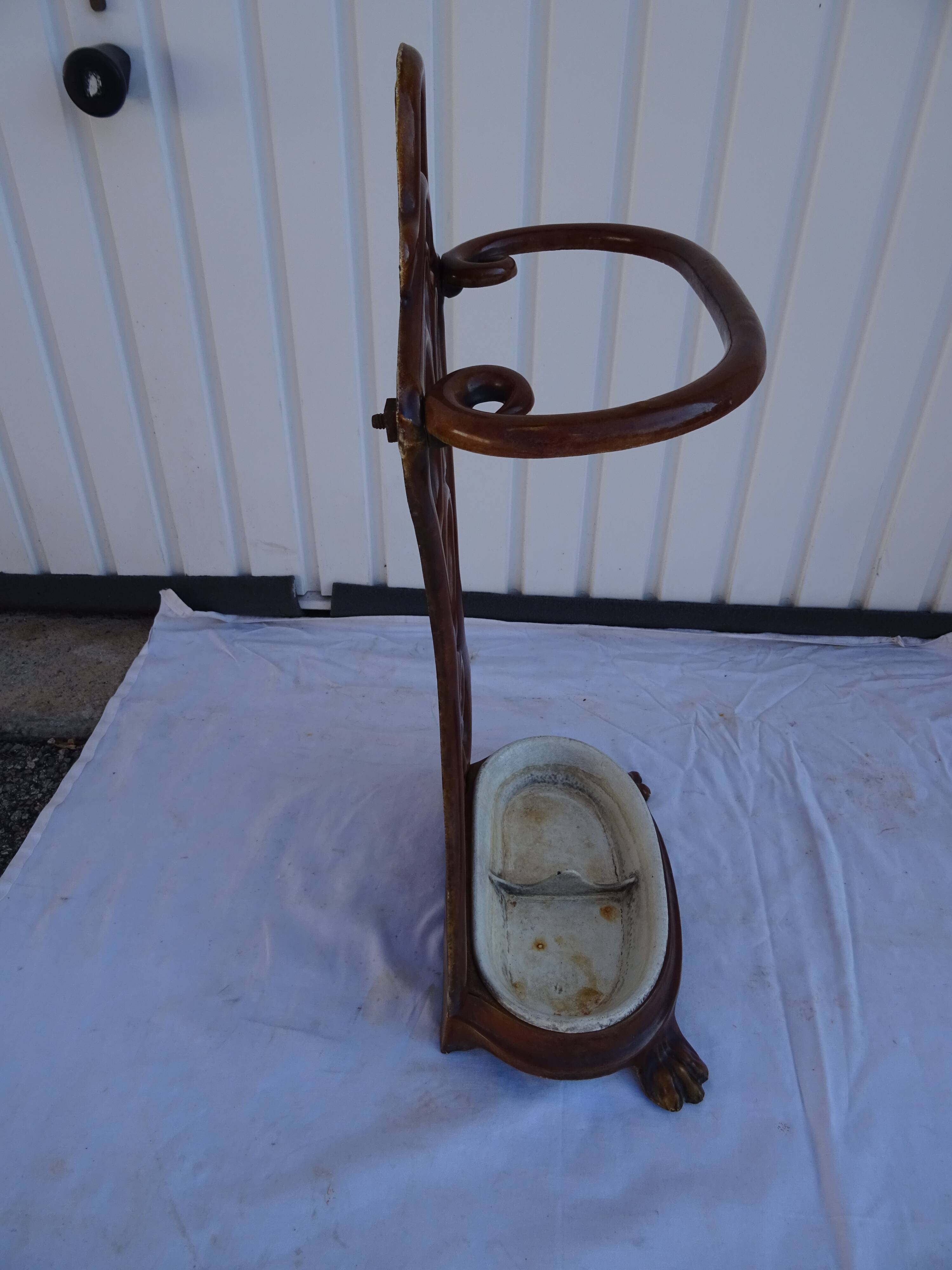 Audemar Guyon bistro enameled cast iron umbrella stand in Dole Jura France