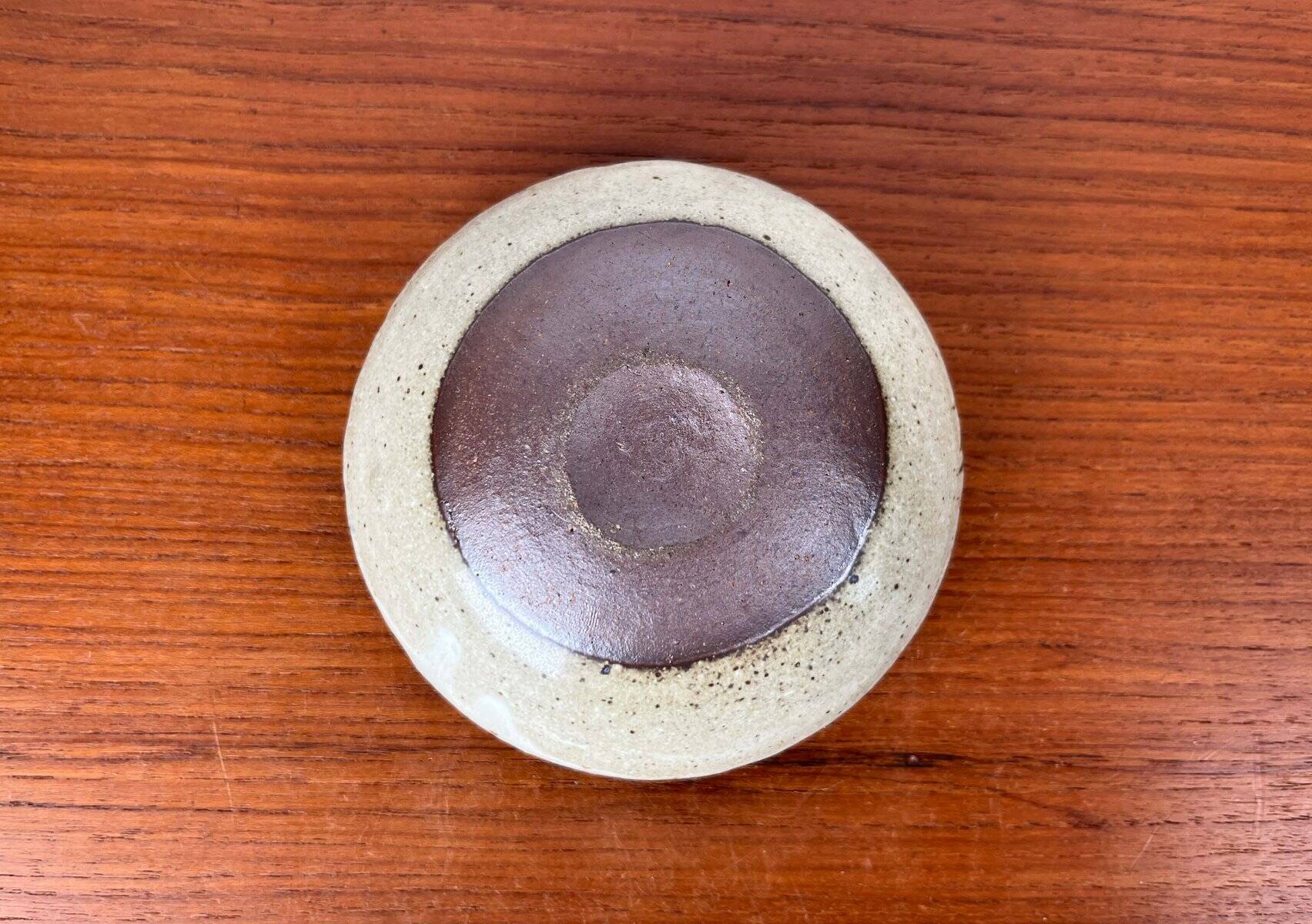 Ceramic oil lamp from the Danish mid-century studio by Aage Würtz, 1960s.