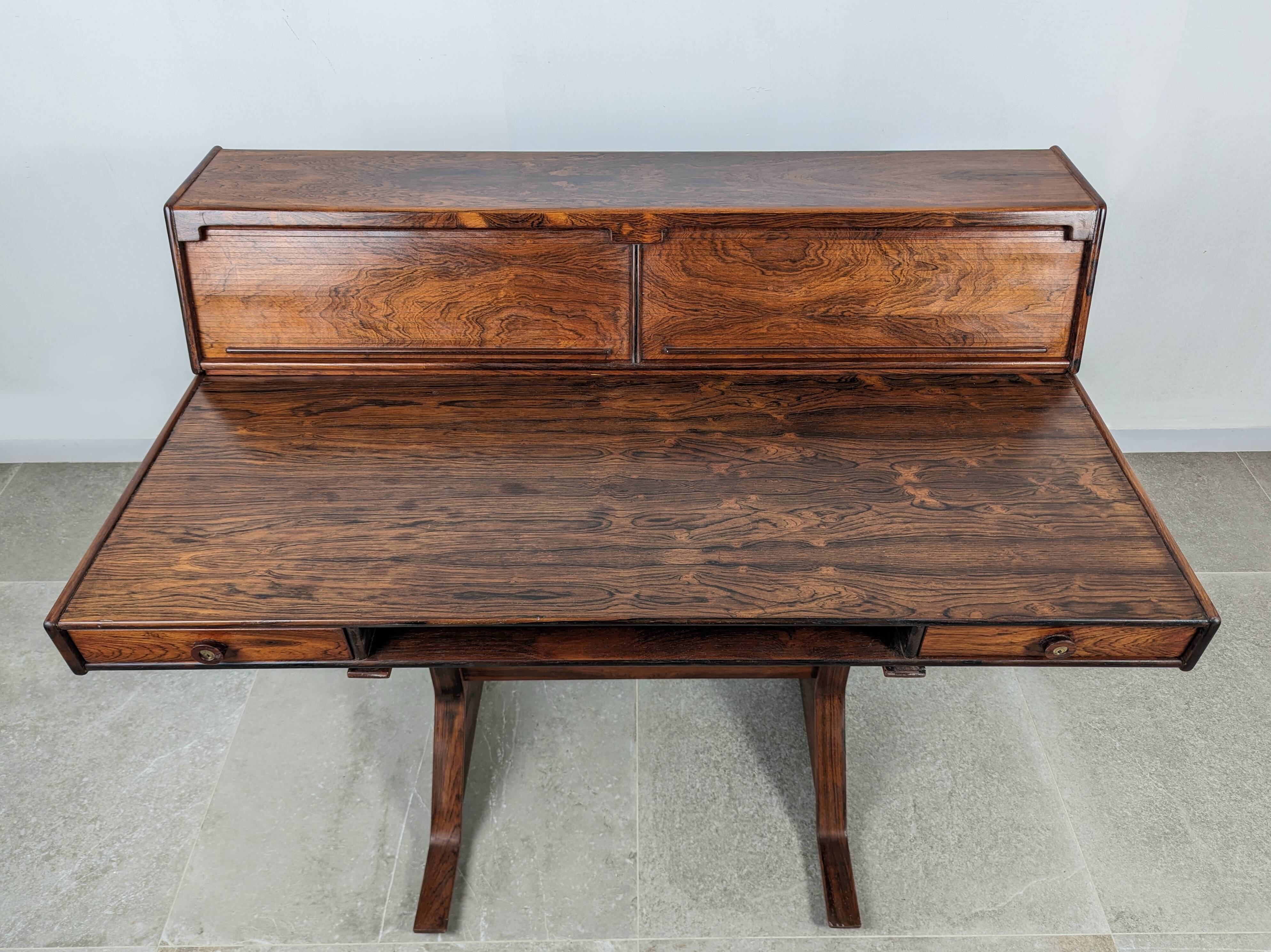 Desk by Gianfranco Frattini, Italy 1950s