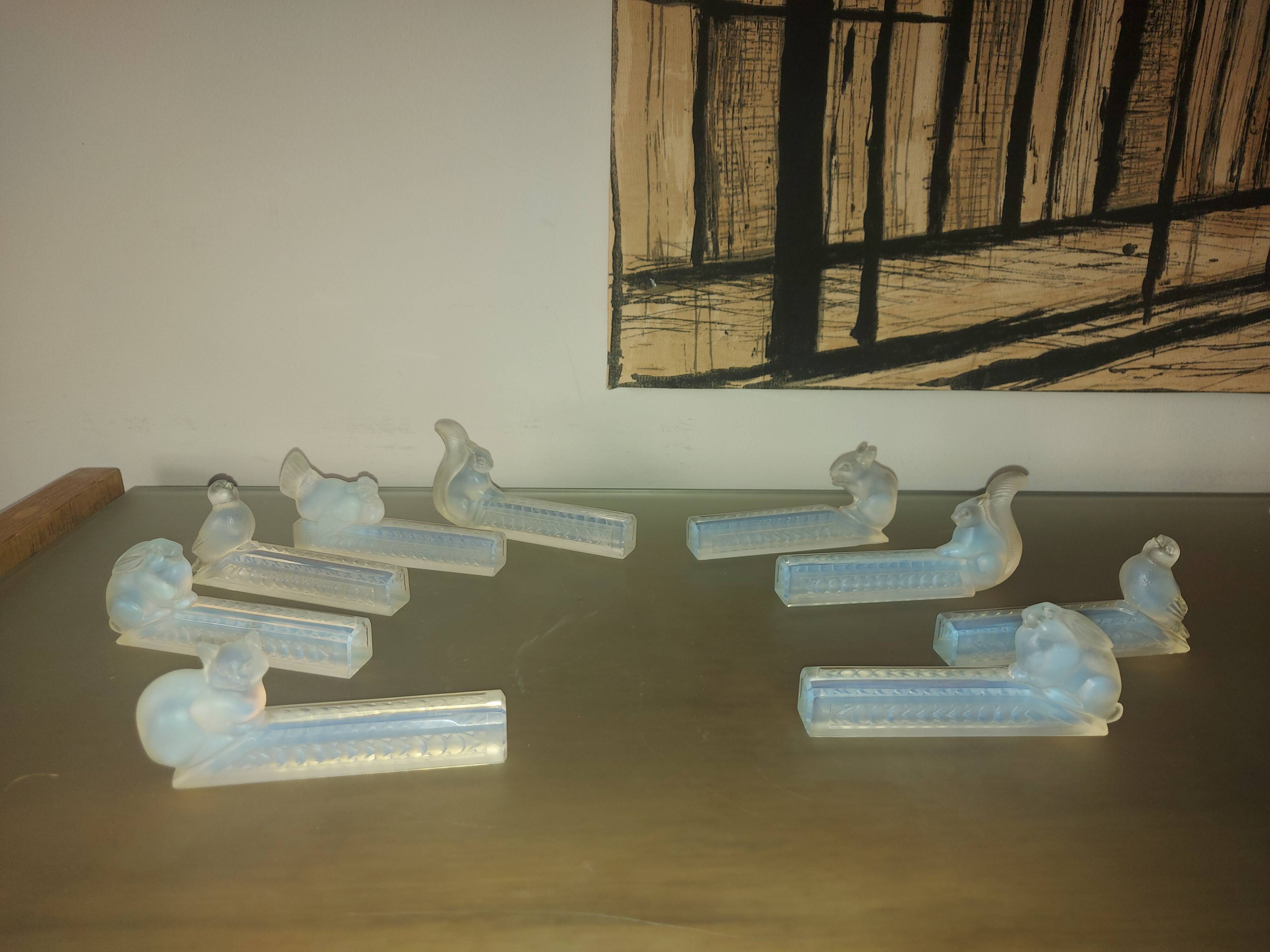 9 doors art deco knives in opalescent glass, bestiary.