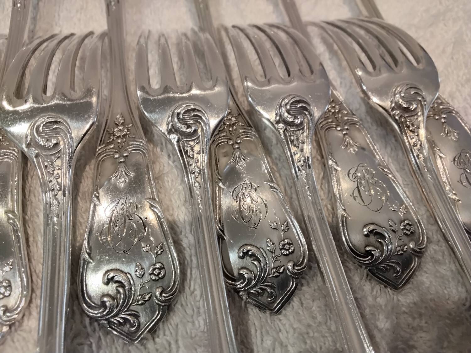 12 silver-plated dessert forks, silversmith Boulenger, LXV semi-rich