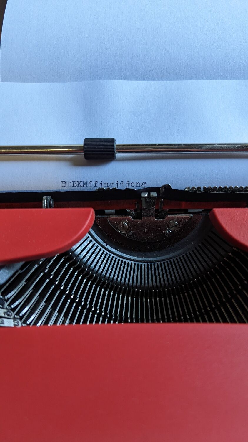 Machine à écrire Olivetti Lettera 92