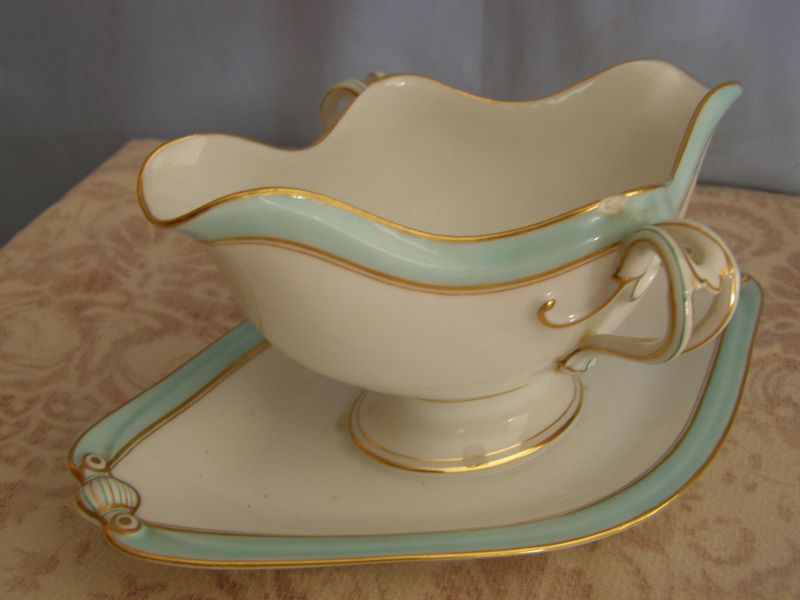 Former porcelain crockery service of Limoges "Ets Bourgeois Paris", 65 pieces