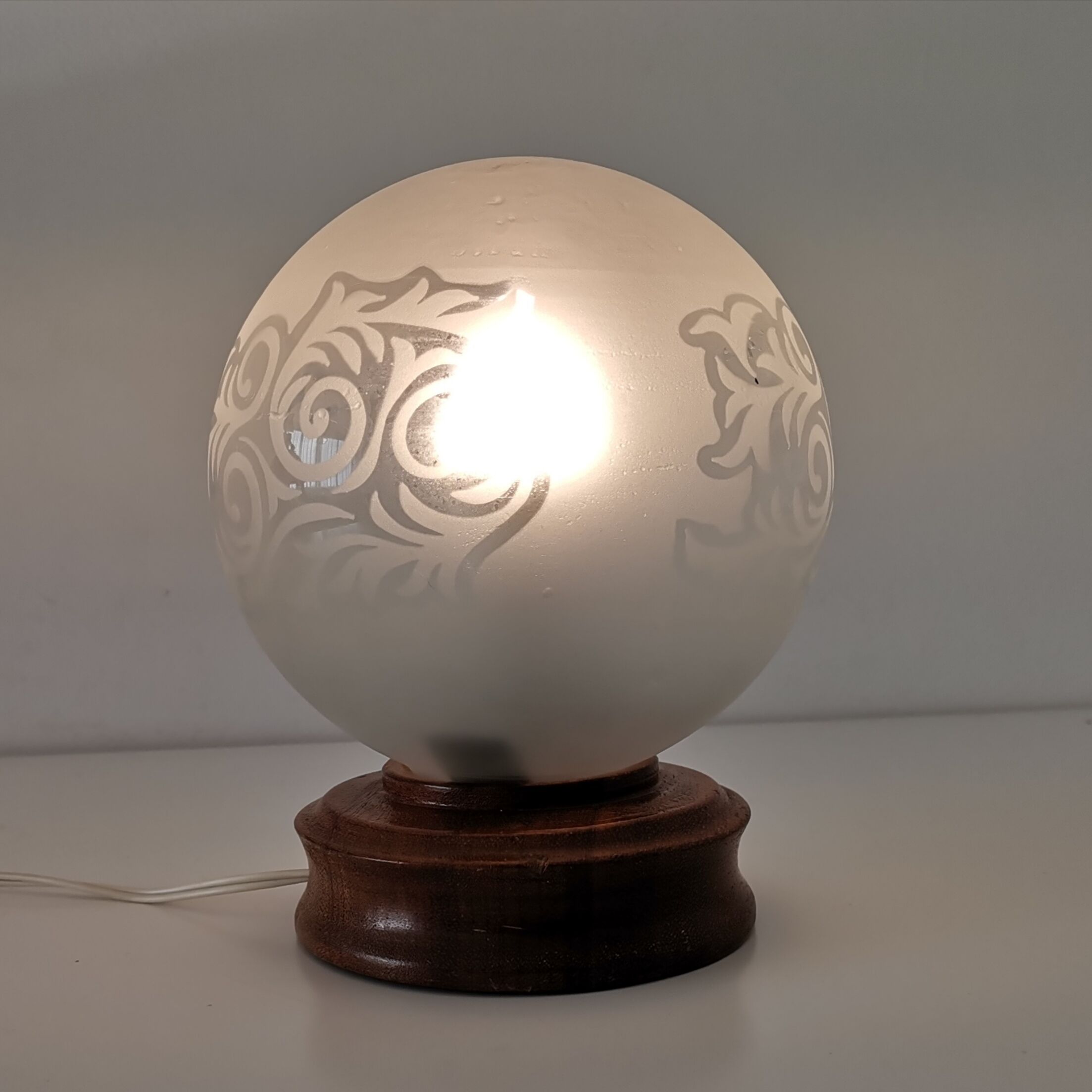 Small vintage 60s wooden table lamp