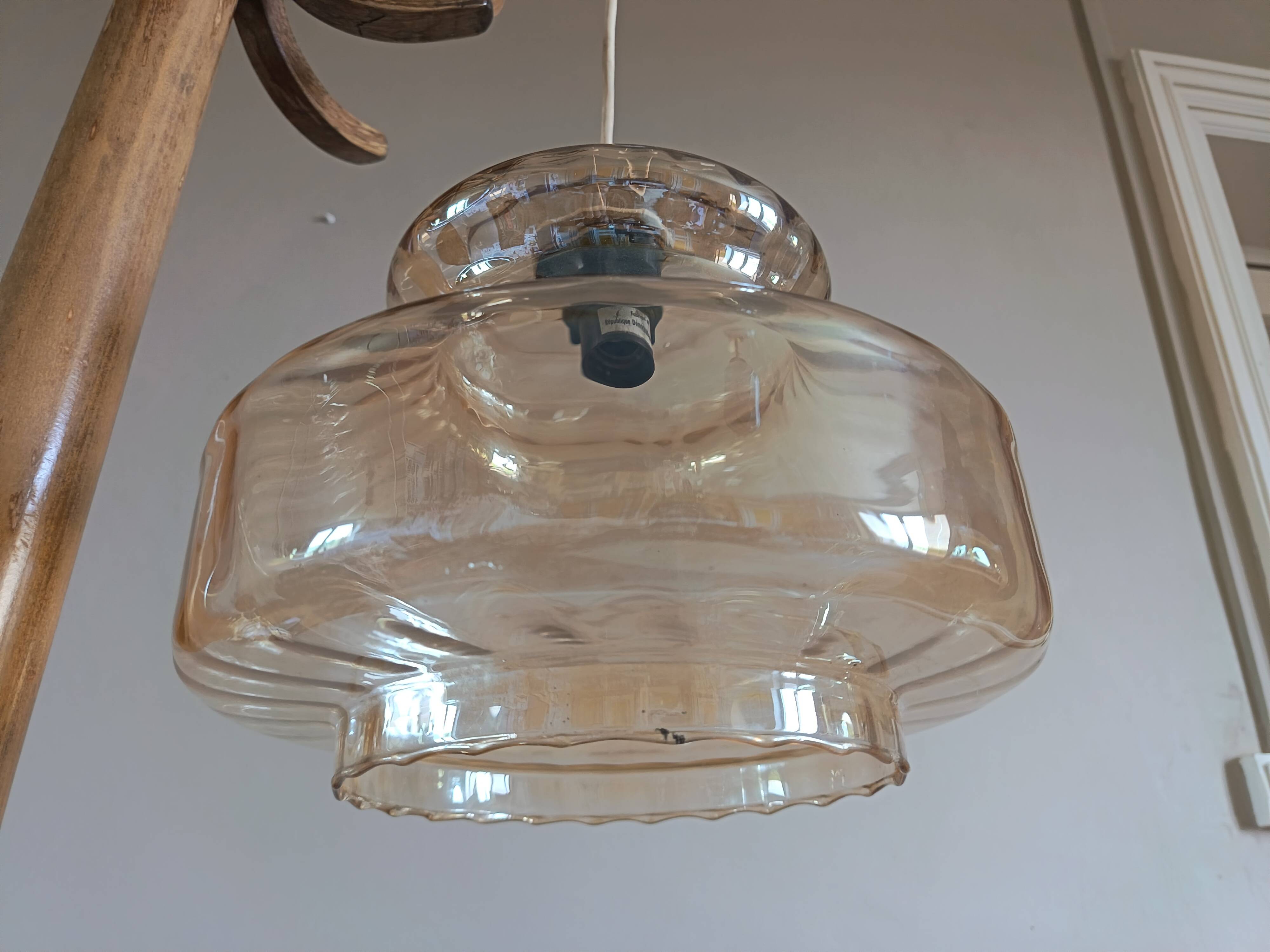 Suspension en verre années 70