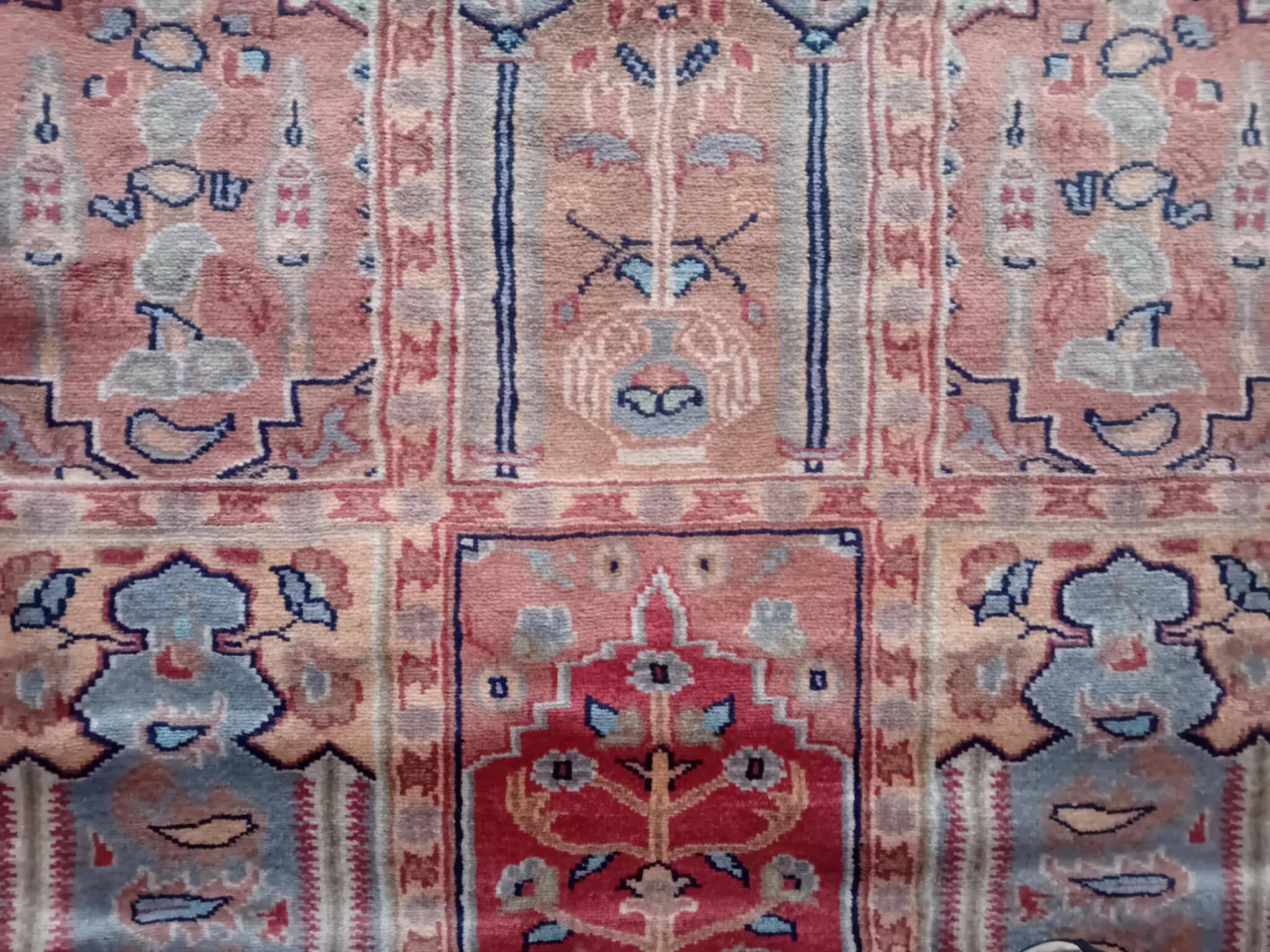 Handmade Pakistani Kafkazi Rug 183x129cm