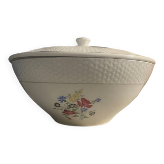 Digoin tureen