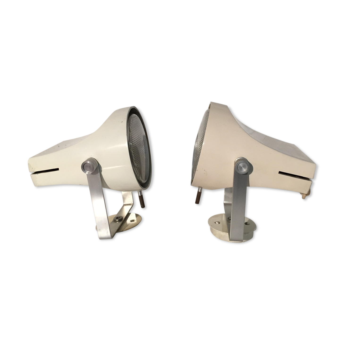 Pair of wall lights F39 by Etienne Fermigier for Disderot