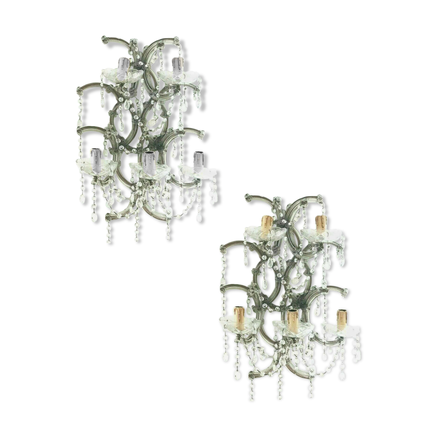 Pair of appliques Marie Thérèse Brass frame and glass and tassels 20th century
