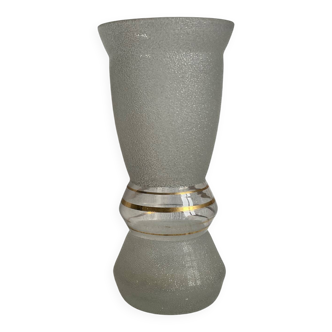 Granulated glass vase