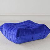 Pouf Togo bleu marine de Michel Ducaroy pour Ligne Roset