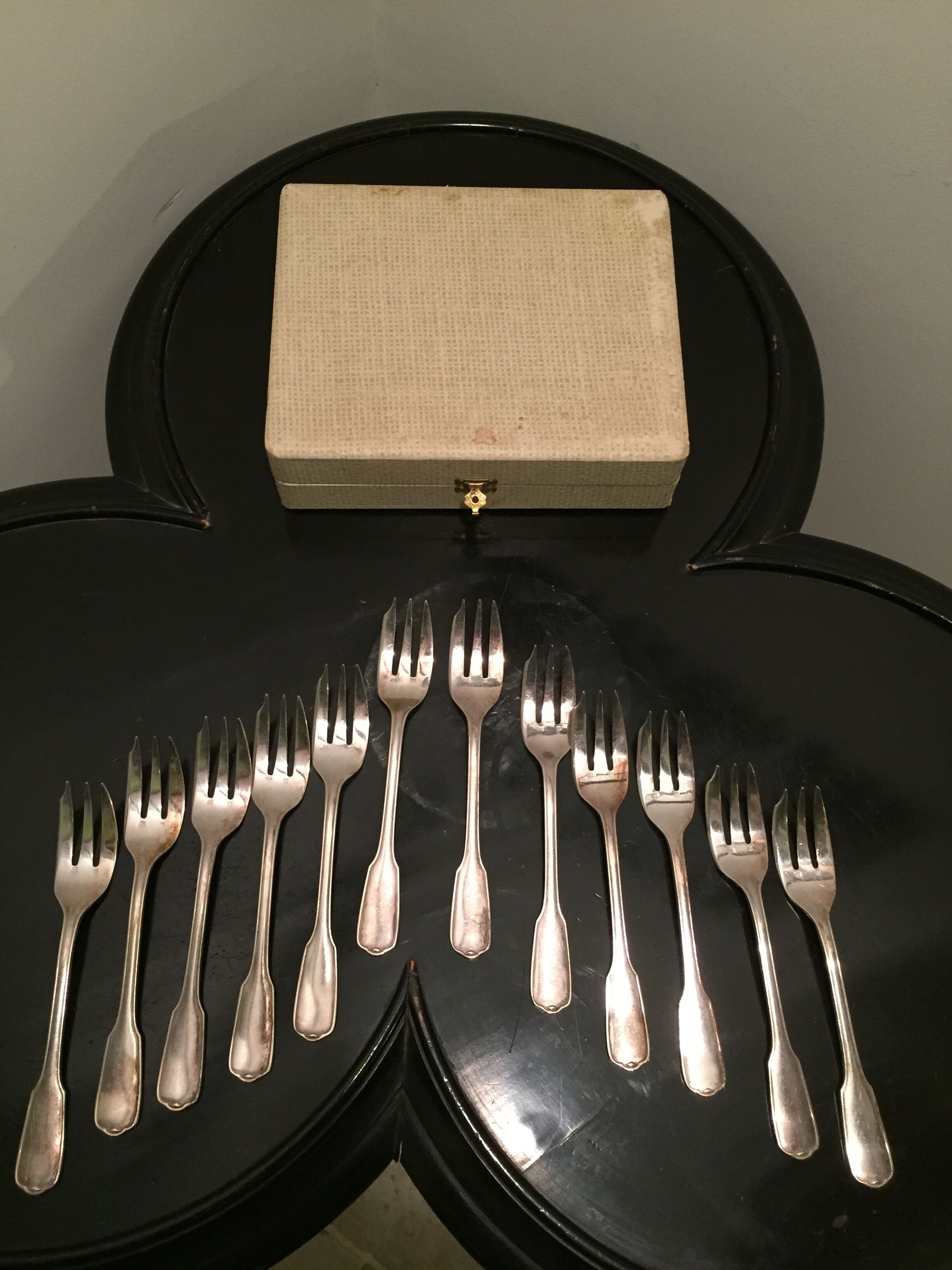 Dessert cutlery service 12 silver metal forks