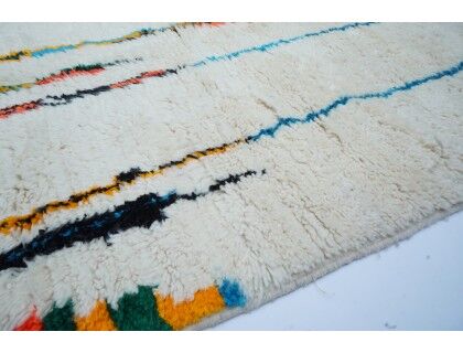 Colorful Berber carpet 227 x 137cm