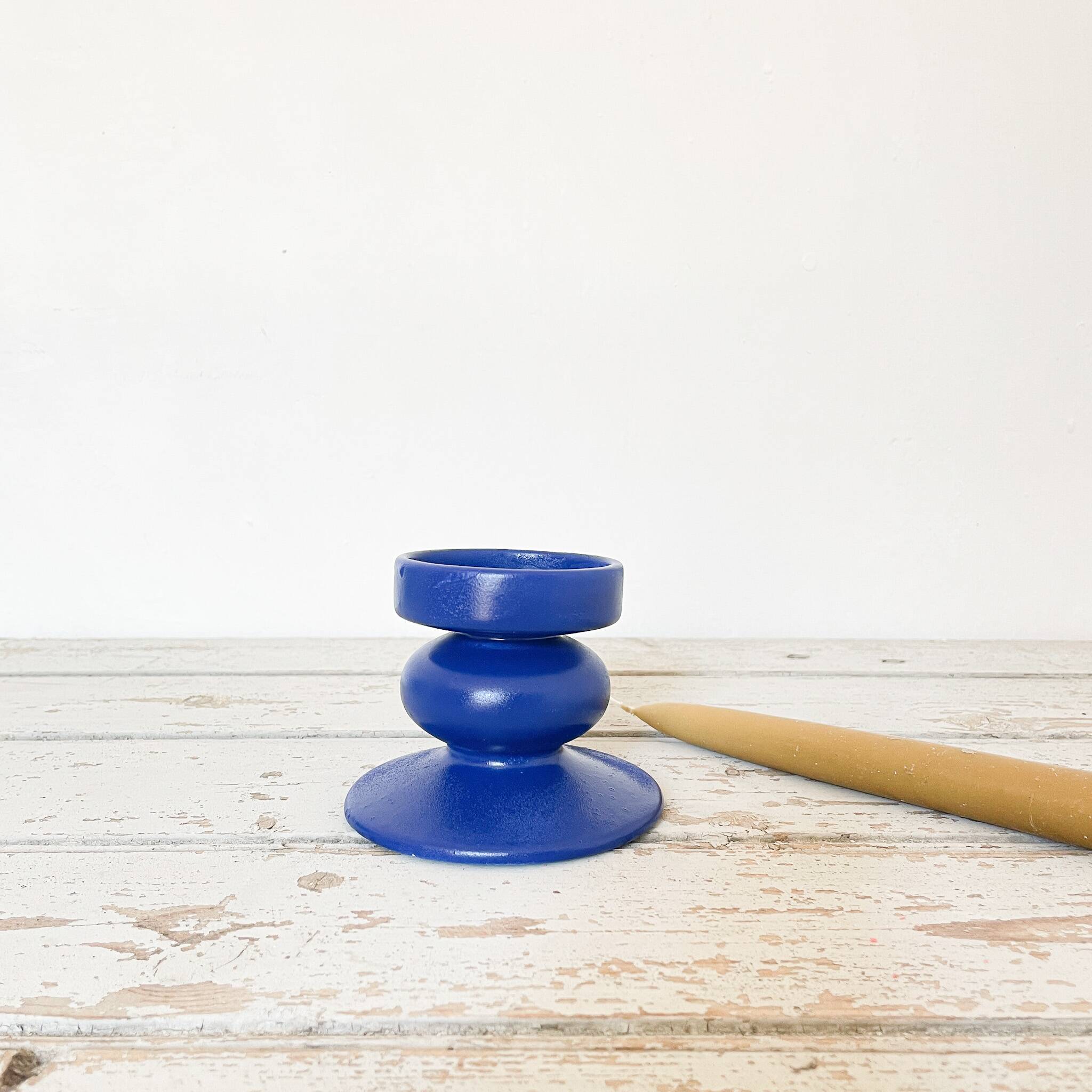 photo blue ceramic candle holder