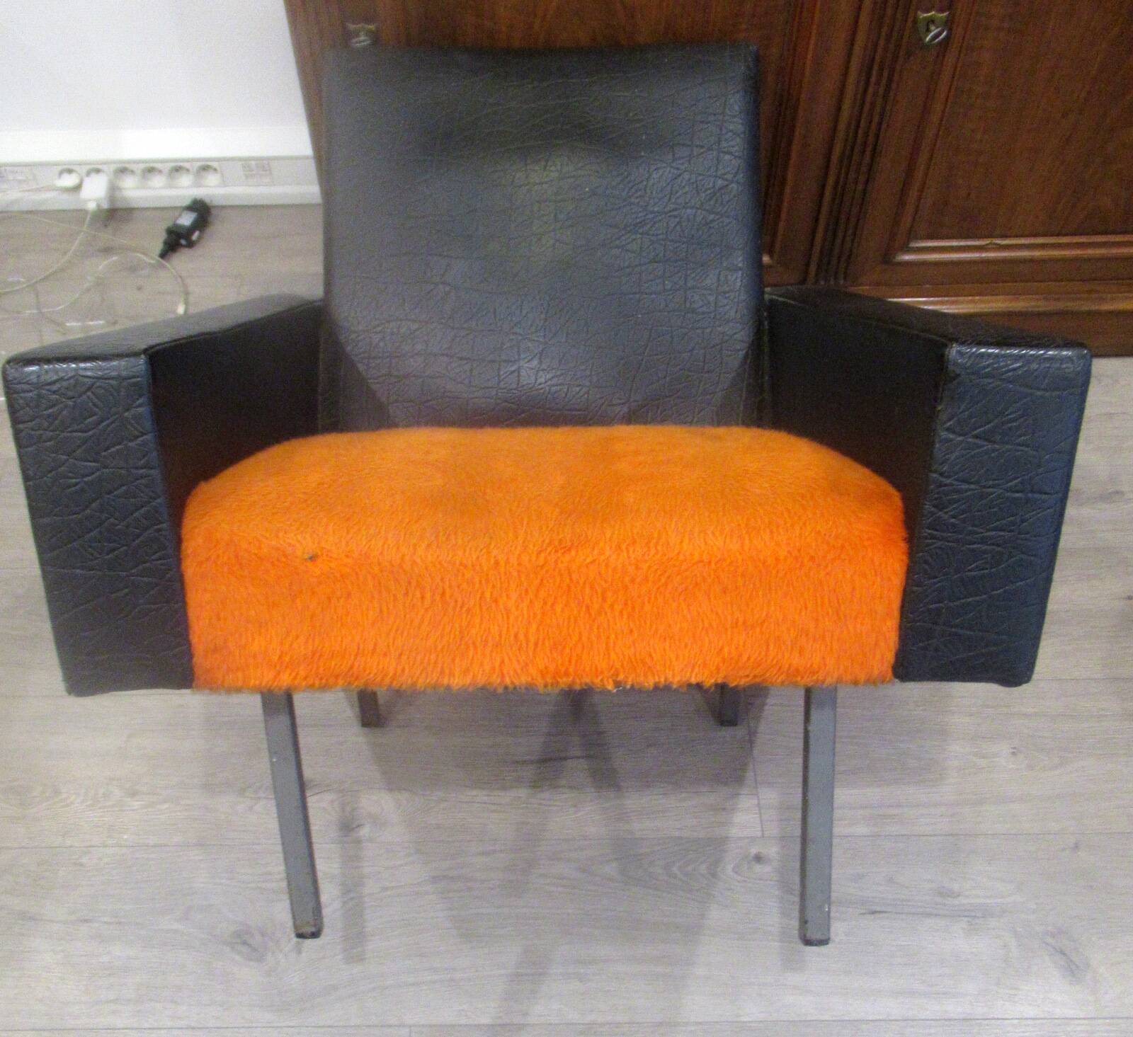 Pair of vintage armchairs