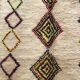 Tapis berbère marocain azilal à losanges fluos 226x150cm