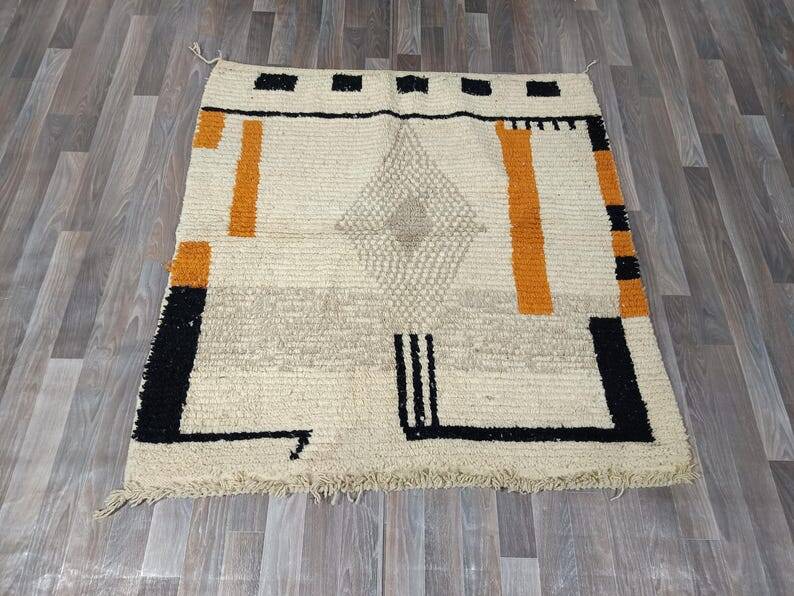 Beni Orain rug, handmade Moroccan rug, 150/250cm