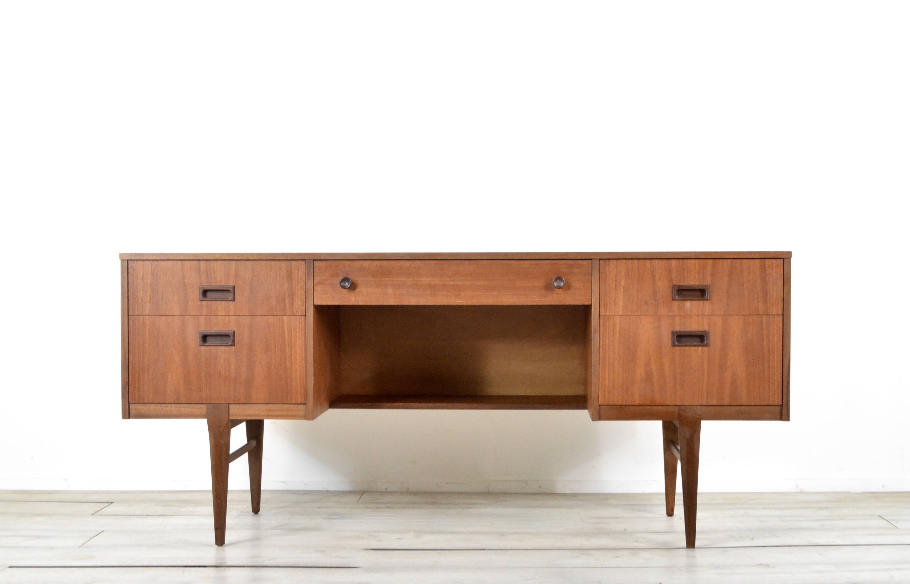 Bureau en teck danois du milieu du siècle, coiffeuse, tiroirs, buffet. Livraison. Vin