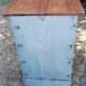 Workshop furniture with double-sided lockers