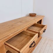 Buffet en chêne massif