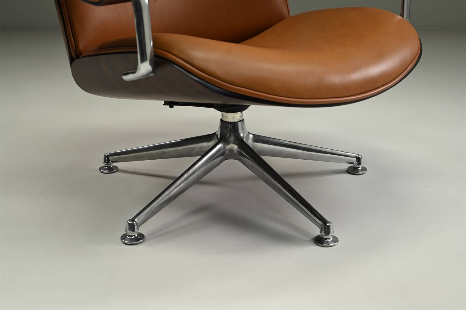 Lounge chair by Ennio Fazioli for MIM Roma, 1950s Italy.