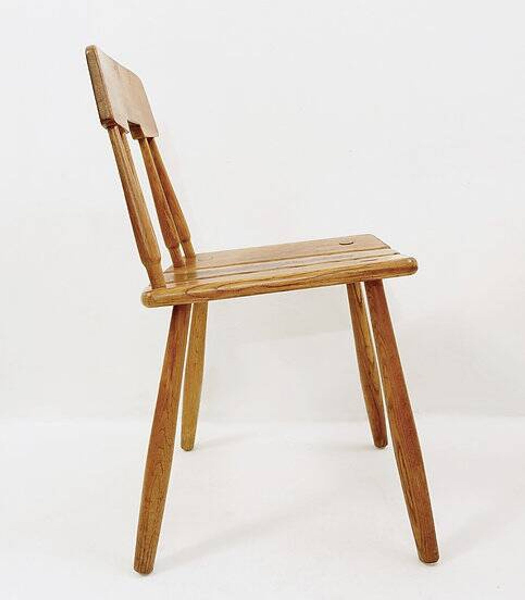 Pair of Carl-Gustav Boulogner chairs Produced by AB Bröderna Wigells stolfabrik - 1950s
