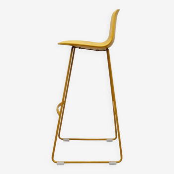 Lottus high stool from Enea yellow