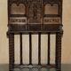 Cabinet espagnol sculpté 18ème siècle avec rangement caché