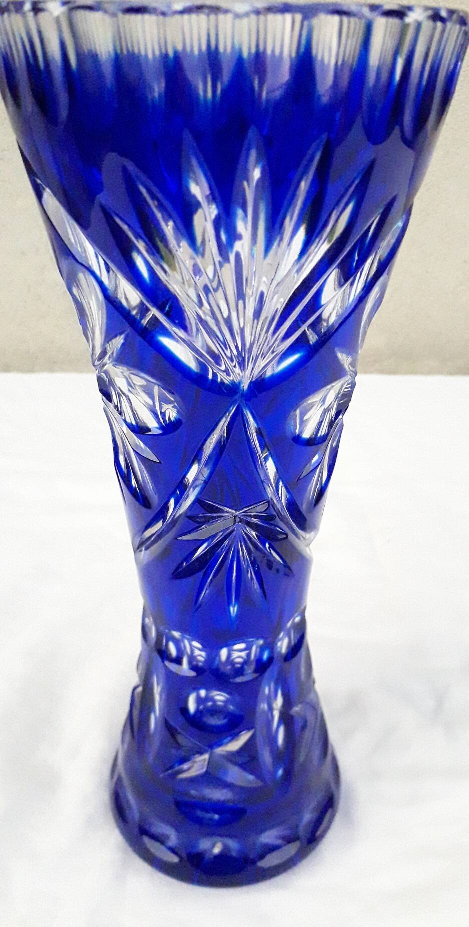 Polish crystal vase