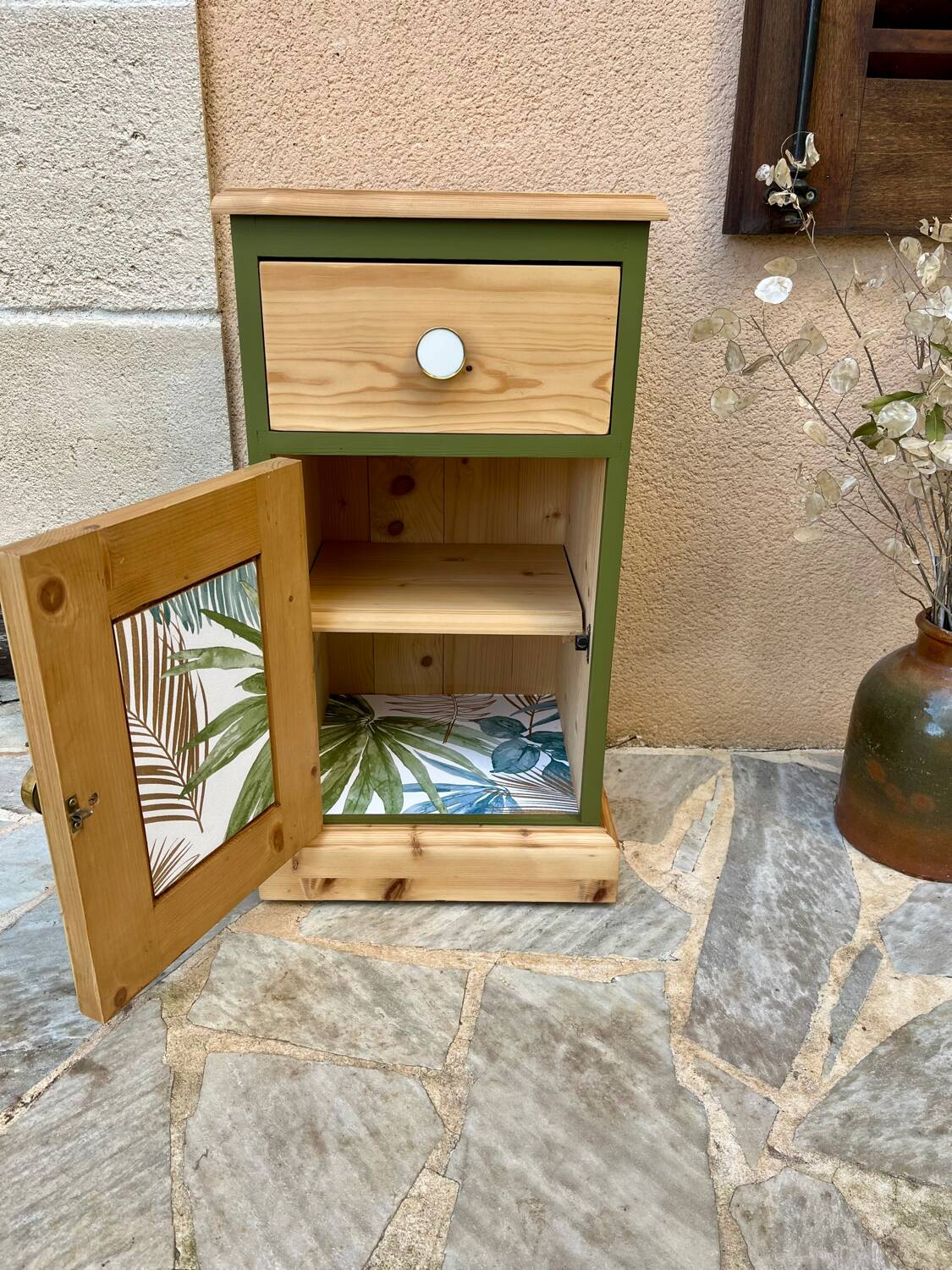 Pine bedside table with a green and raw wood makeover