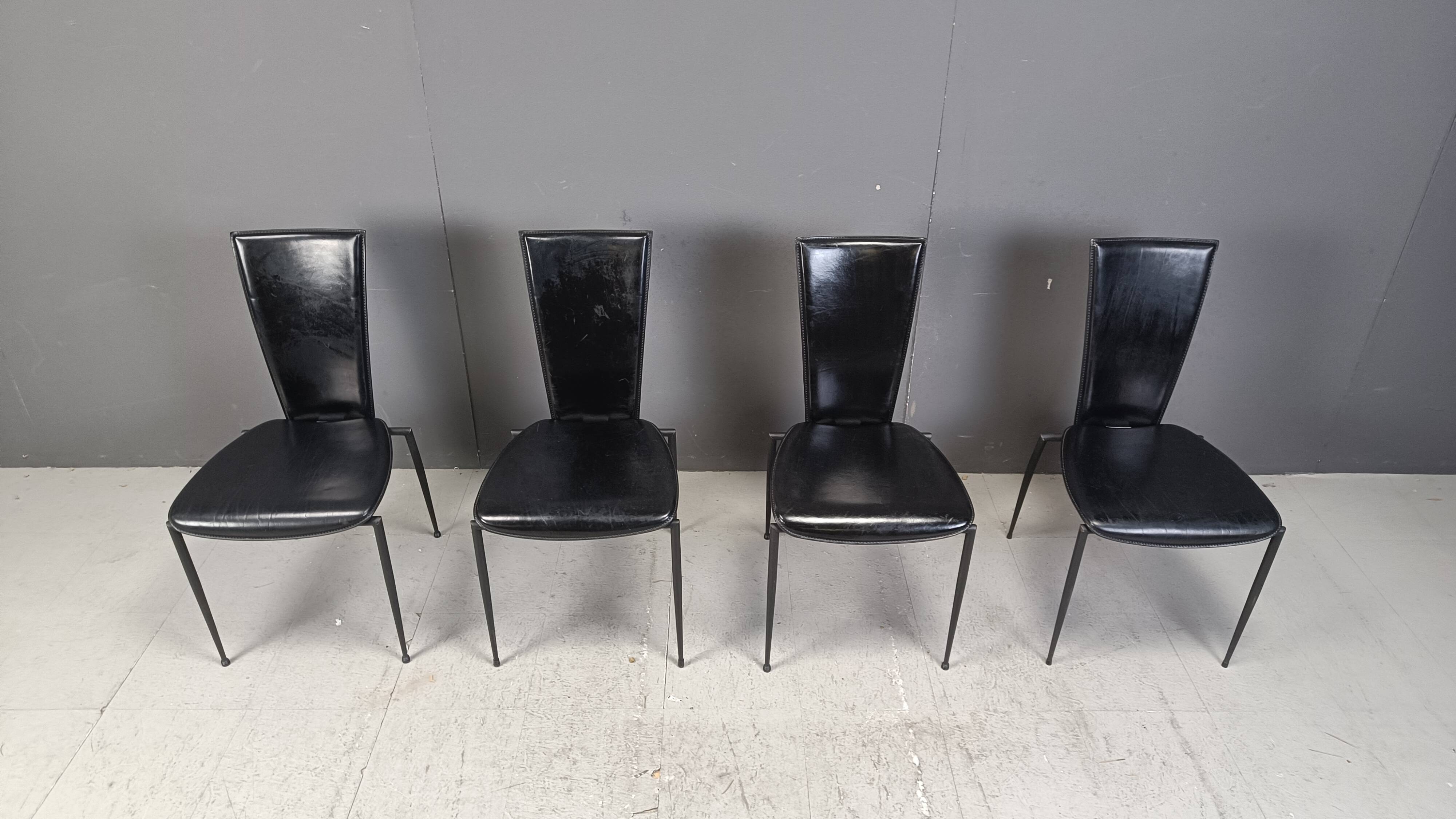 Set of 4 post modern dining chairs by Arper Italy, 1980s